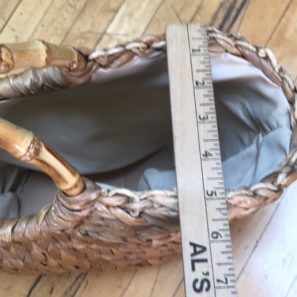 Large Wicker purse with rattan ring handles and cotton lining - Picture 8 of 8